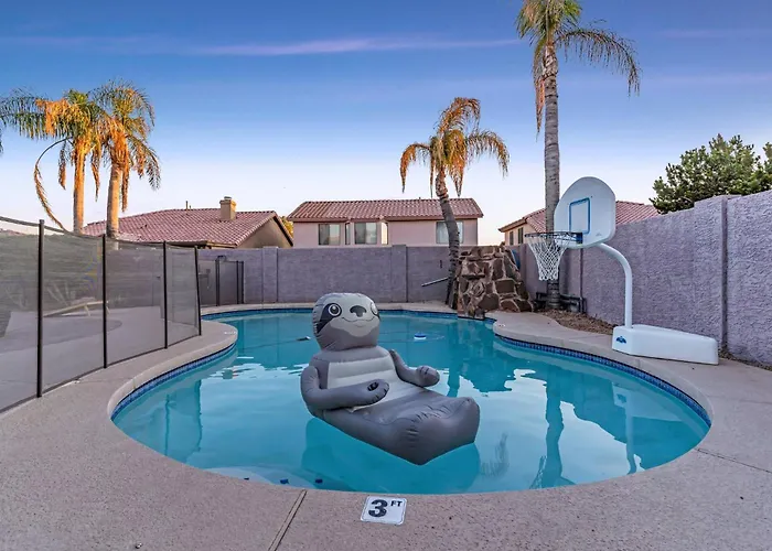 Vibrant - Heated Pool, Arcade, & Fire Pit
