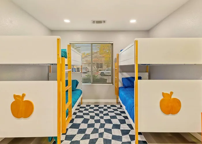 Сasa de vacaciones Vibrant - Heated Pool, Arcade, & Fire Pit Phoenix