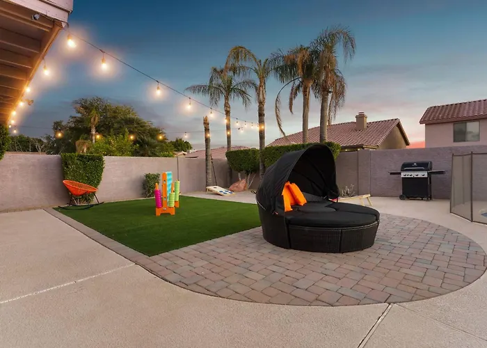 Vibrant - Heated Pool, Arcade, & Fire Pit *