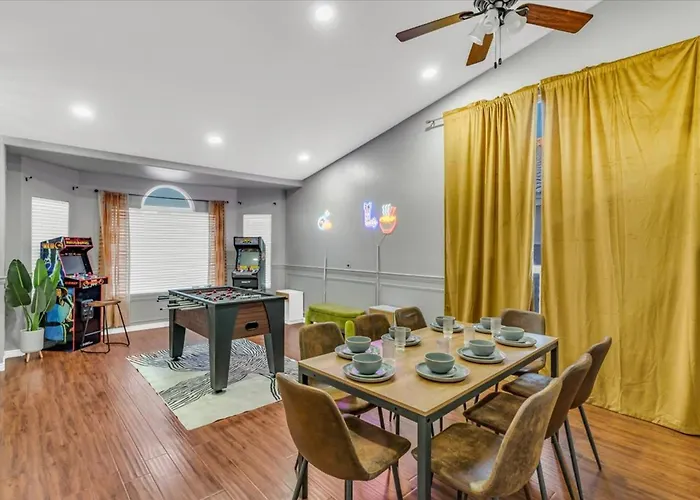 Vibrant - Heated Pool, Arcade, & Fire Pit Сasa de vacaciones